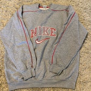 Vintage looking Nike sweatshirt size small